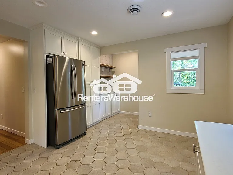 217 River St — Photo 6