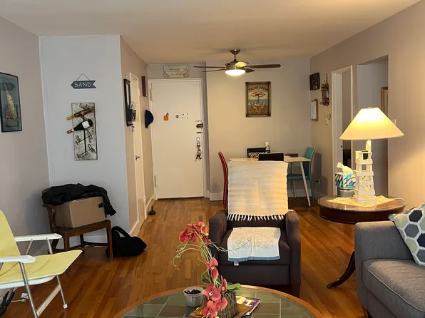 133 Beach 120th Street image 7 of 8