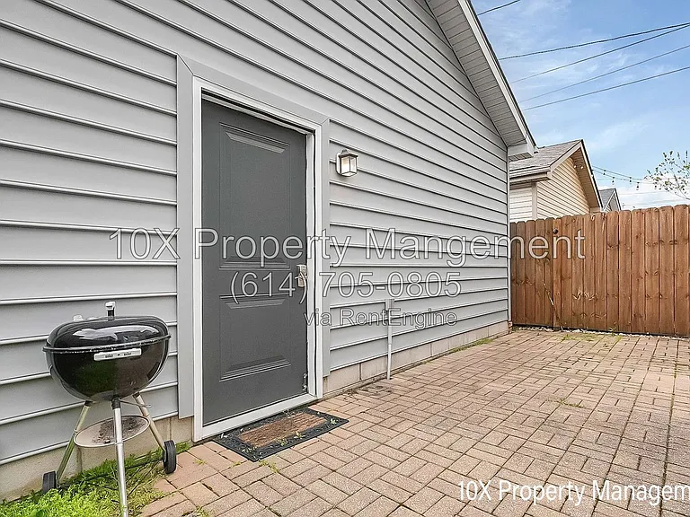 1243 N Grant Ave — Photo 33