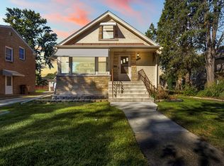 2226 S 2nd Ave, Riverside, IL 60546