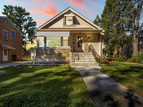 2226 S 2nd Ave, North Riverside, IL 60546