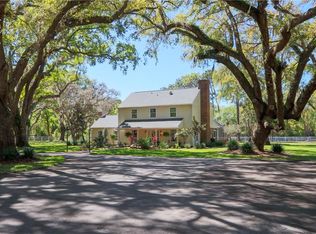 1478 E Lake Dr, Tarpon Springs, FL 34688
