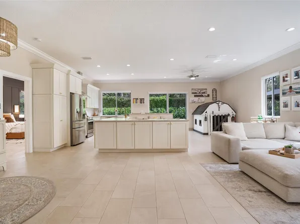 4816 NW 53rd Circle, Coconut Creek, FL 33073