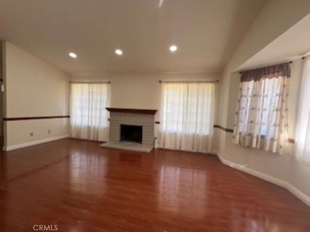 3 bed, 1747 sqft, $4,000 — Photo 4