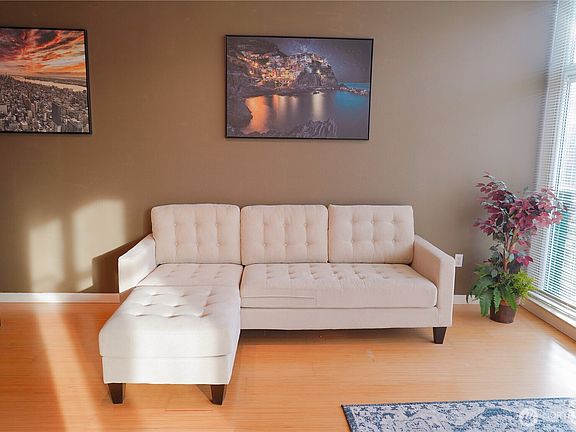 3rd image of 17 W Mercer Street #207