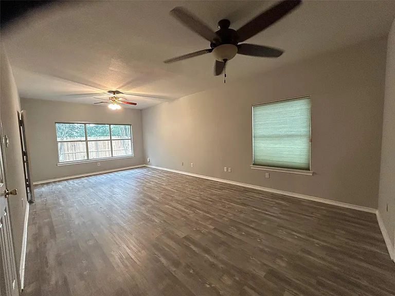 6013 Abilene Trl — Photo 7