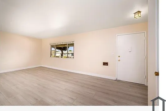 29701 Thornhill Dr — Photo 4