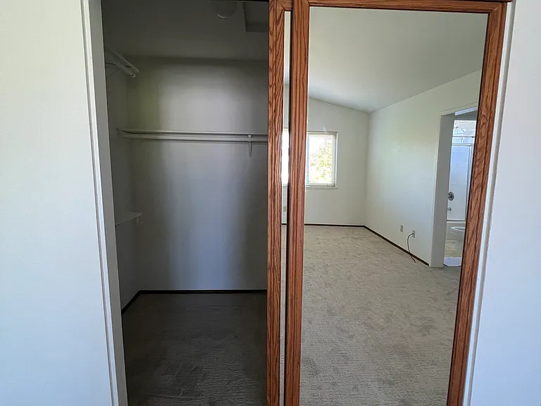 2927 Vista Creek Dr — Photo 11