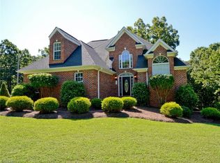 200 Avalon Heights Trl, Mayodan, NC 27027