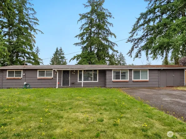 715 Johns Rd E, Parkland, WA 98445