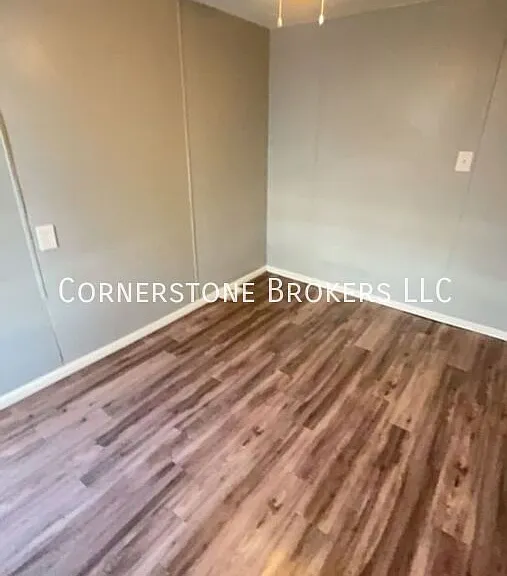 305 Colorado Ave #1 — Photo 5