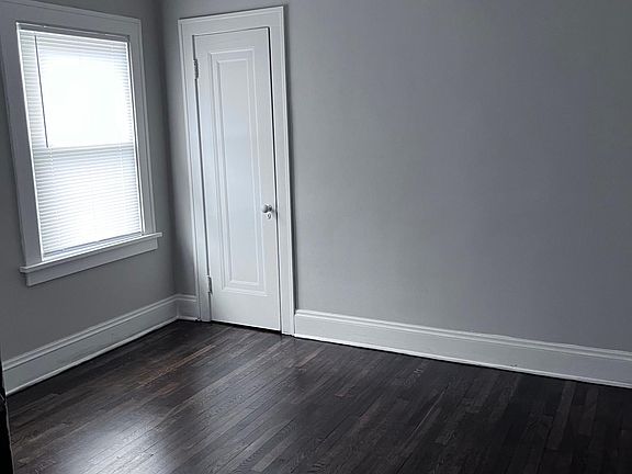 3rd image of 1192 Ethel Ave #Up