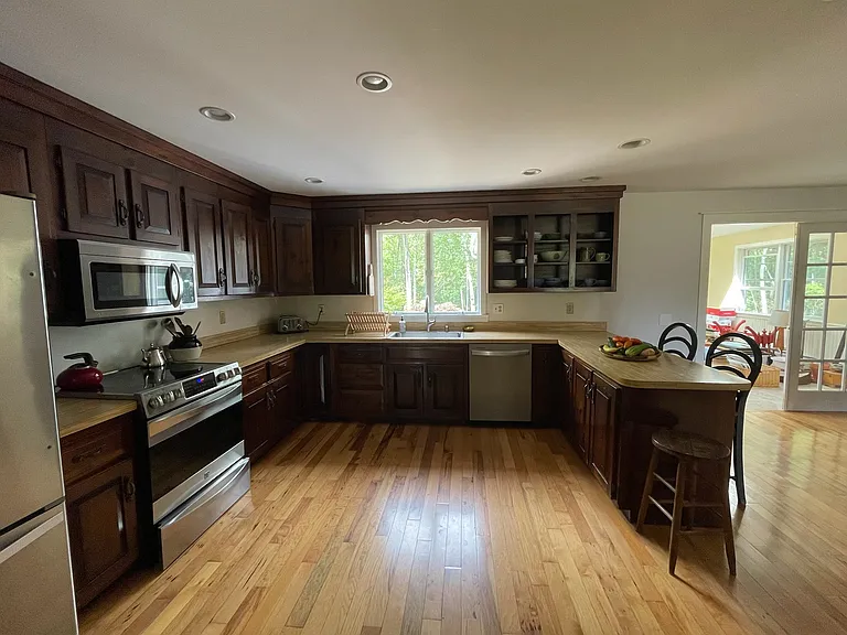59 Airport Rd — Photo 9