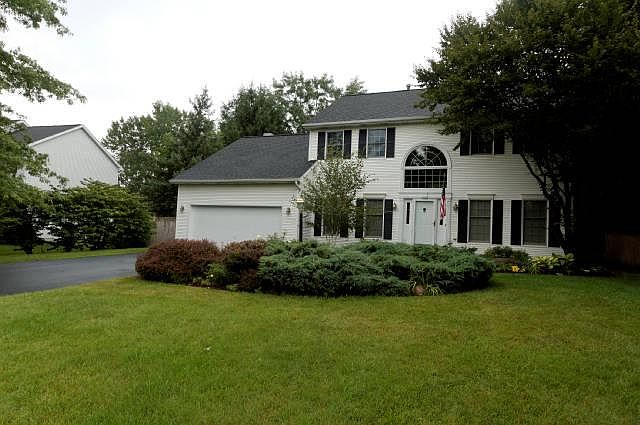 2nd image of 1007 Cuyler Ct
