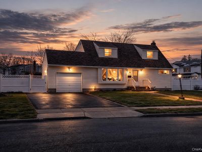 6 Maple Lane, Massapequa Park, NY, 11762