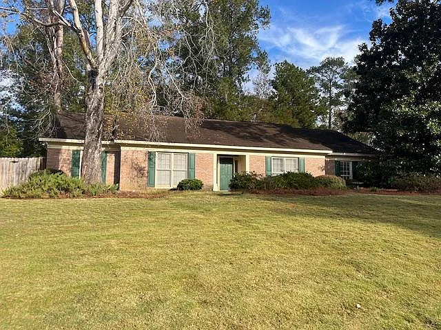 4513 Hedingham Ln photo 1