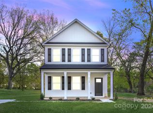 934 Log Cabin Dr, Gastonia, NC 28054