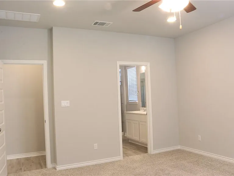 1124 Oak Chase Way — Photo 23