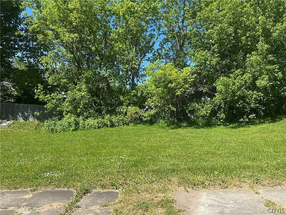 1st image of 5495 River St Lot 29