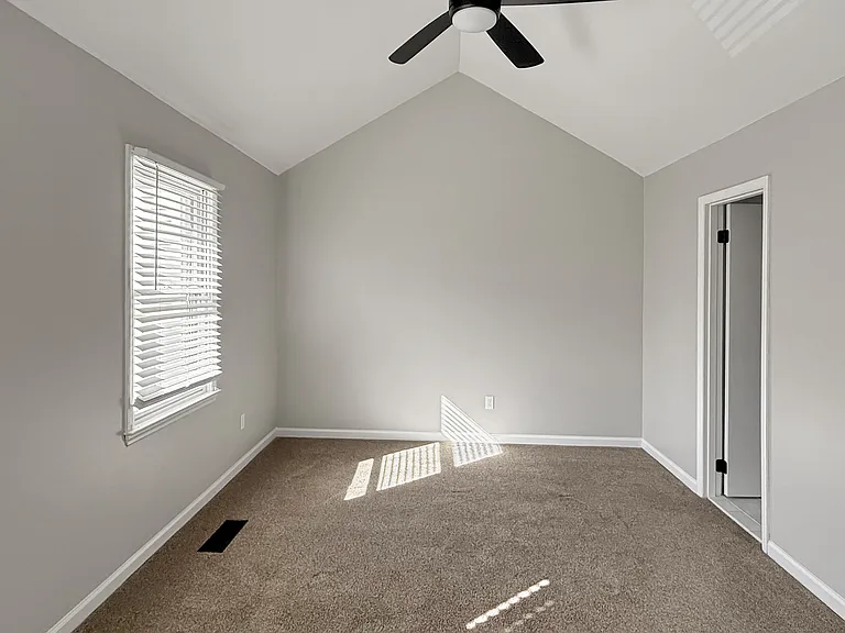 2964 Riverwood Ter — Photo 5
