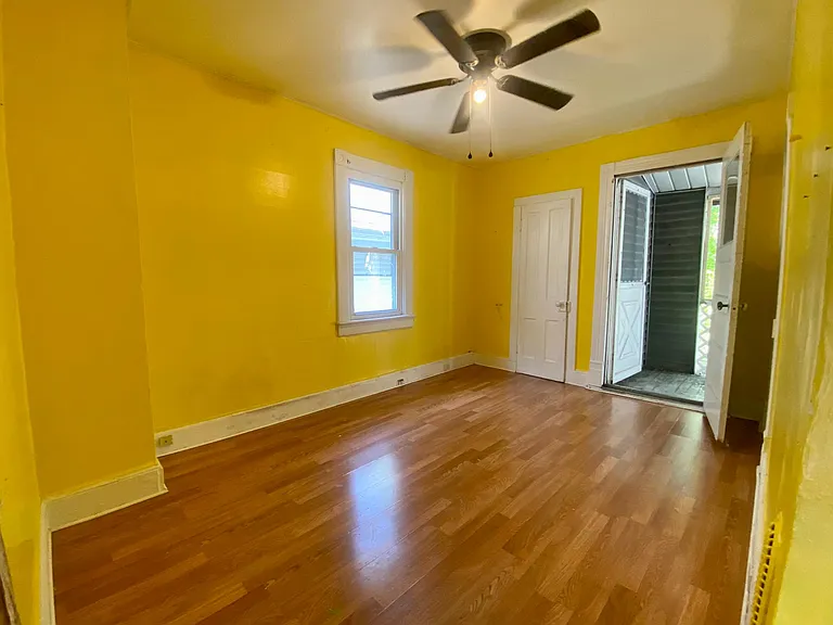 417 Orchard St — Photo 9