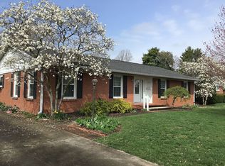 2574 Chestnut St, Columbus, IN 47201