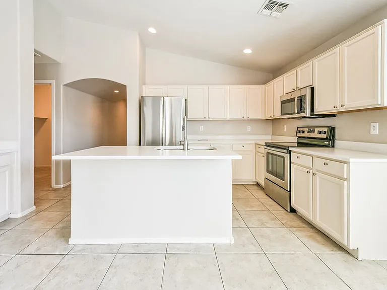 383 W Welsh Black Cir — Photo 5