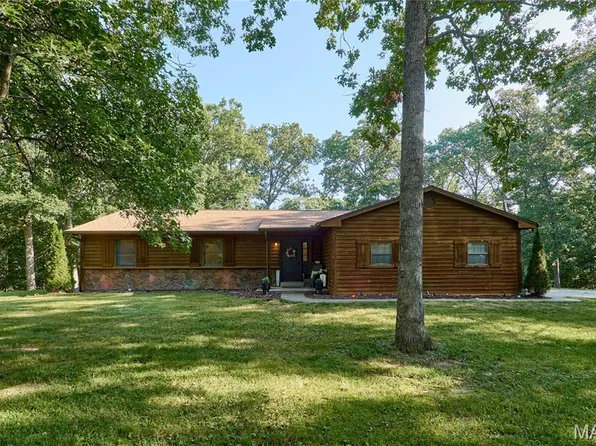 10427 Forest Trails Dr, Foristell, MO 63348