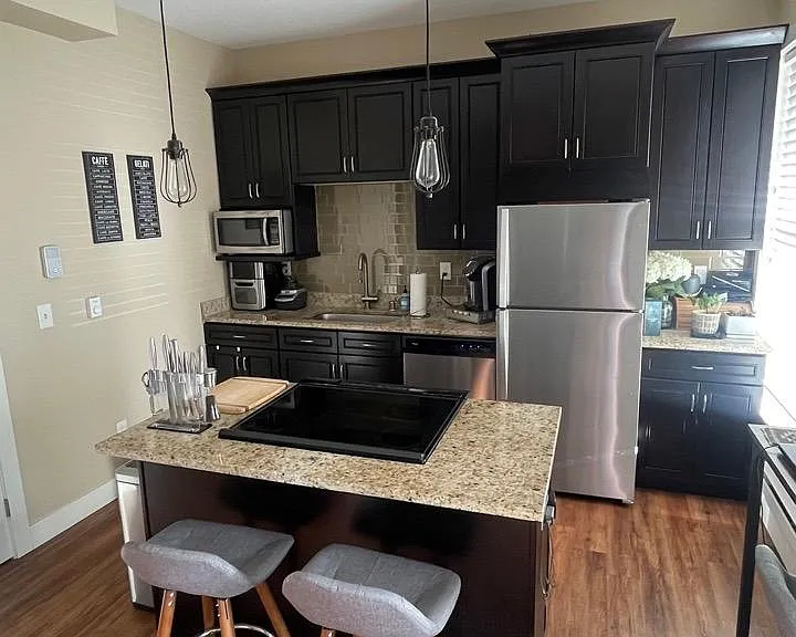 1344 N Gaylord St #100 — Photo 4