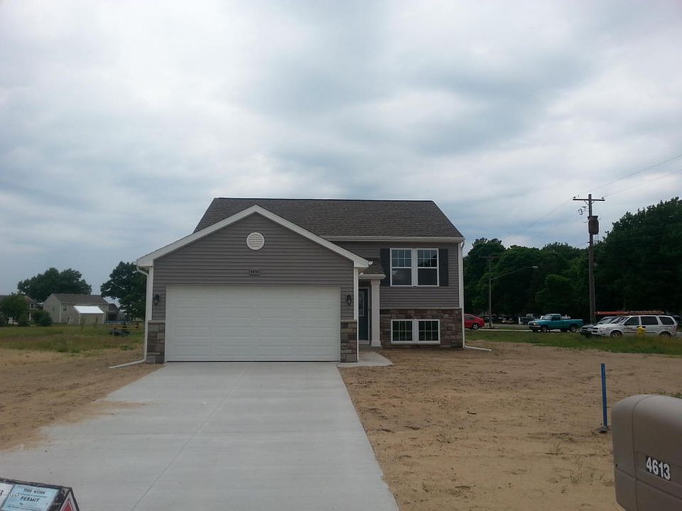 1st image of 4613 Lauren Dr