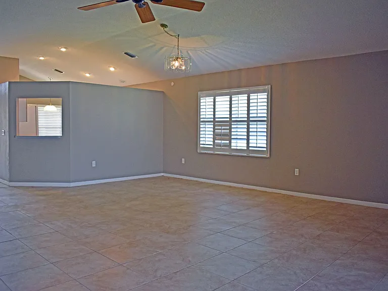 14499 Tamarind Loop — Photo 11