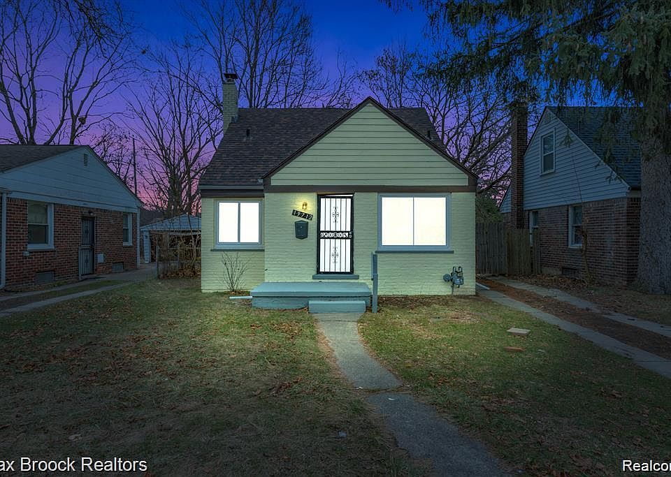 1st image of 19712 Lahser Rd