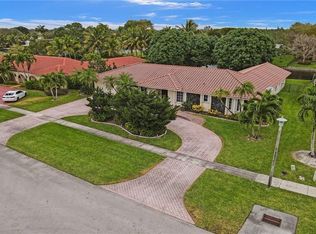 7201 SW 5th St, Plantation, FL 33317