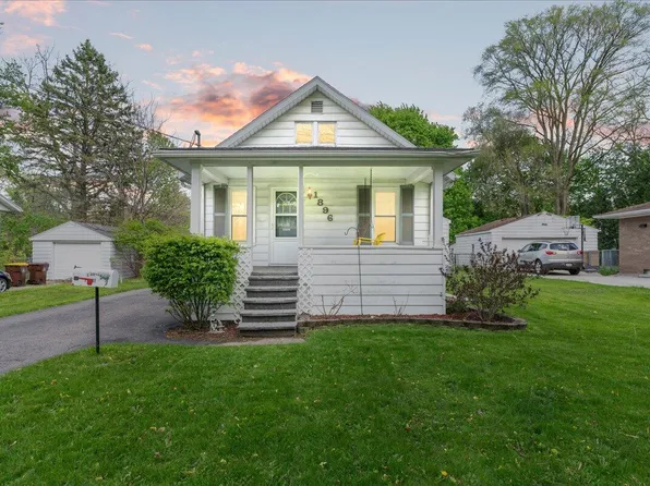1896 Chestnut St, Holt, MI 48842