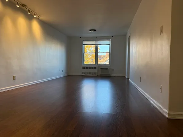 74-02 43rd Avenue image 2 of 8