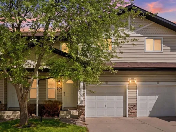 760 S Railway Gate SW #204, Airdrie, AB T4B 3C6
