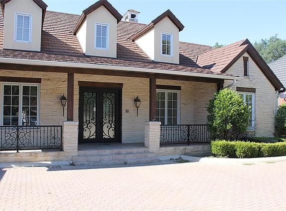 2nd image of 1603 Cottonwood Valley Cir