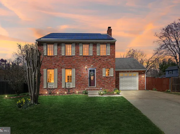 1752 Remington Ct, Crofton, MD 21114