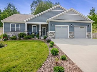 4154 Aquila Ct, Traverse City, MI 49684