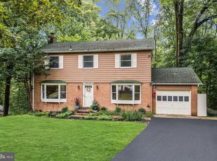 9060 Meadowvale Ct, Ellicott City, MD 21042