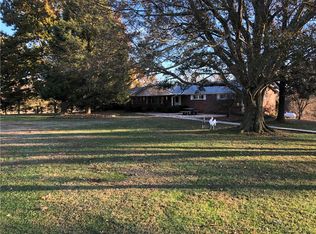 1105 Harris Rd, Jasper, GA 30143