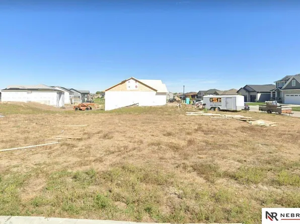 7212 N 49th St, Lincoln, NE 68514