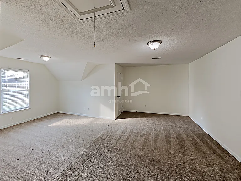 1121 Lauren Way NW — Photo 14