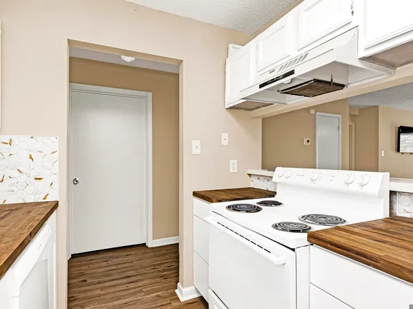 1826 S Brightside View Dr APT M, Baton Rouge, LA 70820