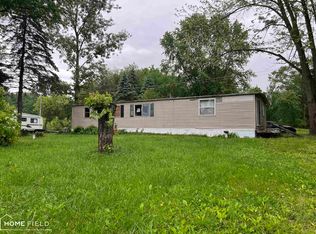 10615 S Byron Rd, Byron, MI 48418