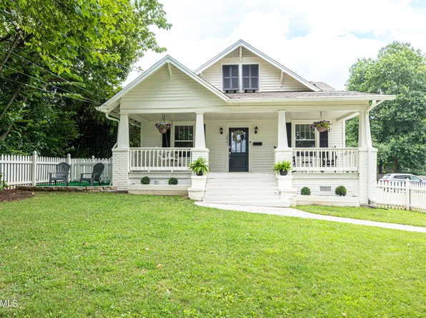 2847 Rennoc Rd, Knoxville, TN 37918