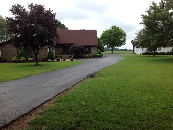 500 Tower Rd, Mc Kenzie, TN 38201