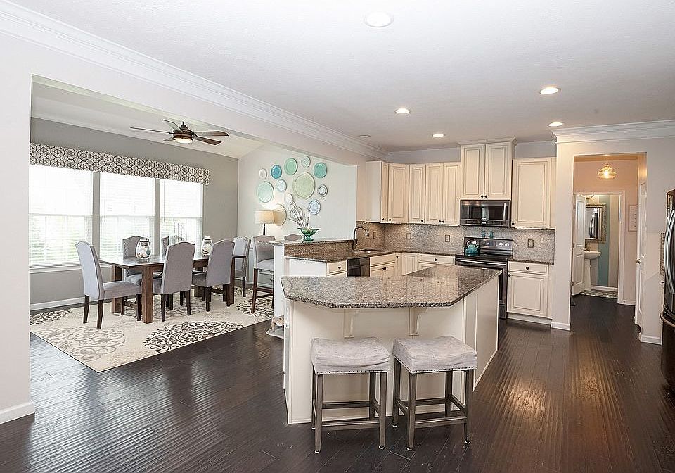 1st image of 5389 Hollybrook Ln