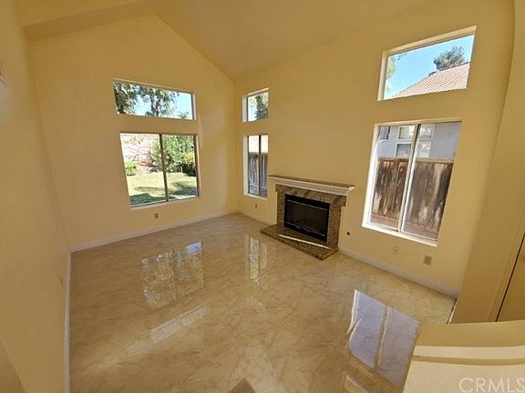 3rd image of 32024 Calle Espinosa