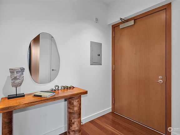 3rd image of 909 5th Avenue #801